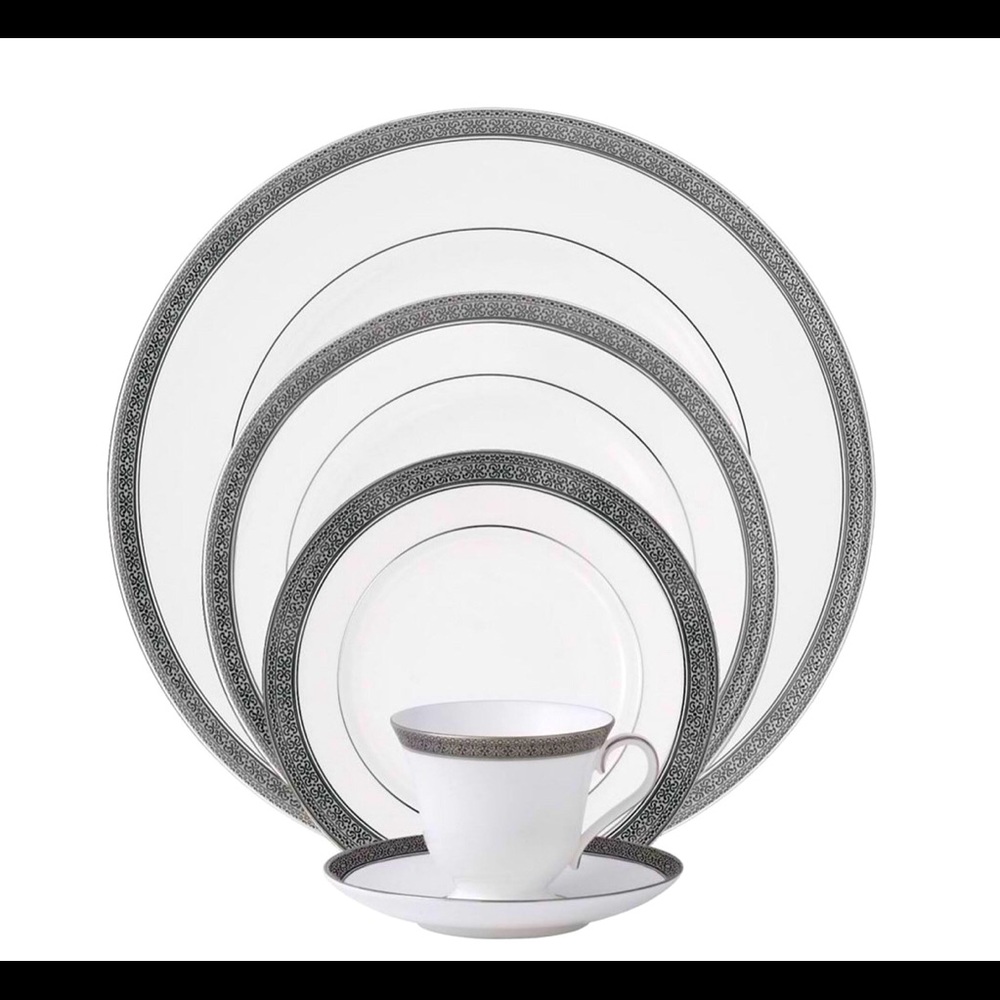 ❌SOLD❌Waterford New Grange Platinum Bone China NEW